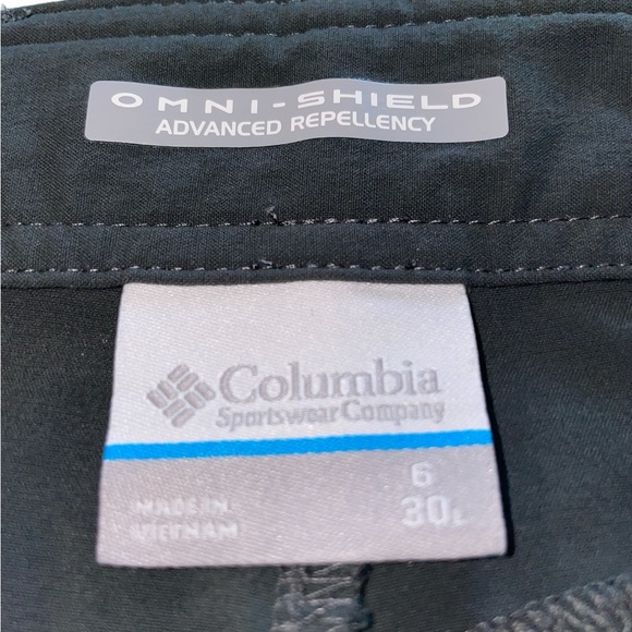 SOLD Women's Columbia PFG Roll Up Pants Pewter Green Size 6 - Picture 7 of 13